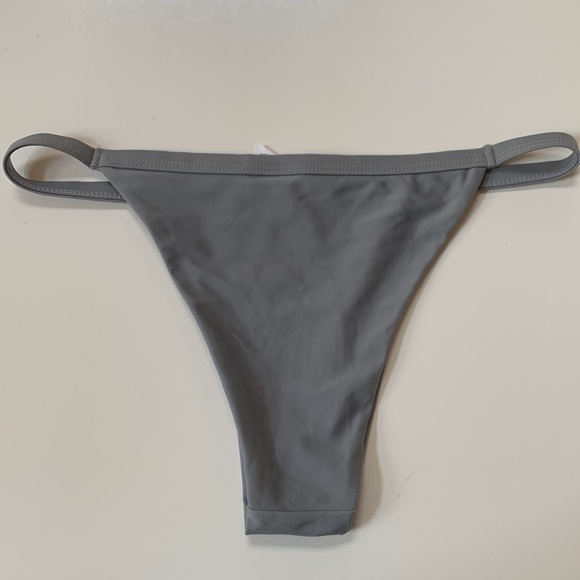 [L]👙 NWOT- ZAFUL bikini bottoms - Picture 2 of 6